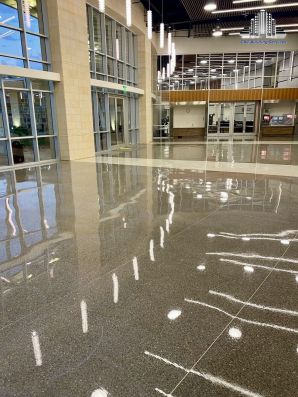 Before & After Commercial Floor Stripping & Waxing in Spring, TX (2)