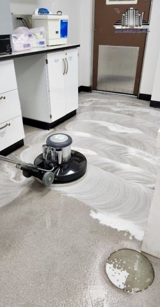 Commercial Floor Cleaning Service in Houston, TX (1)